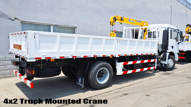 3 Ton Truck Mounted Telescopic Crane with Hydraulic Boom for Sale