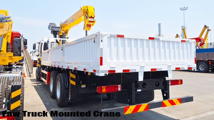 12000 Kg Sqs300-4 Faw Crane Truck for Sale Near Me Price