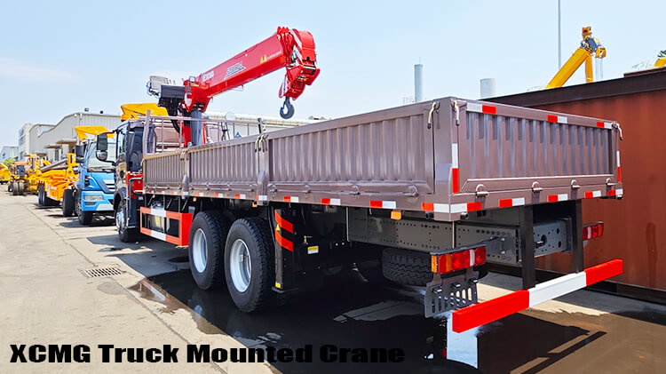 6x4 Sinotruk Howo Crane Truck for Sale Near Me Price
