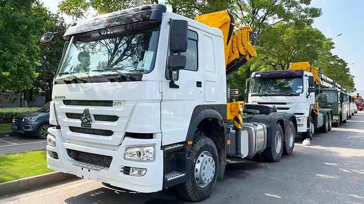 Folding Boom Truck Crane for Sale in Ivory Coast