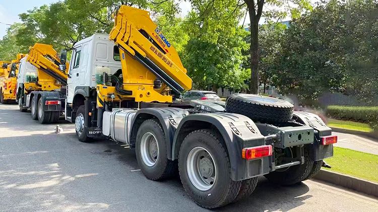 Folding Boom Truck Crane for Sale in Ivory Coast