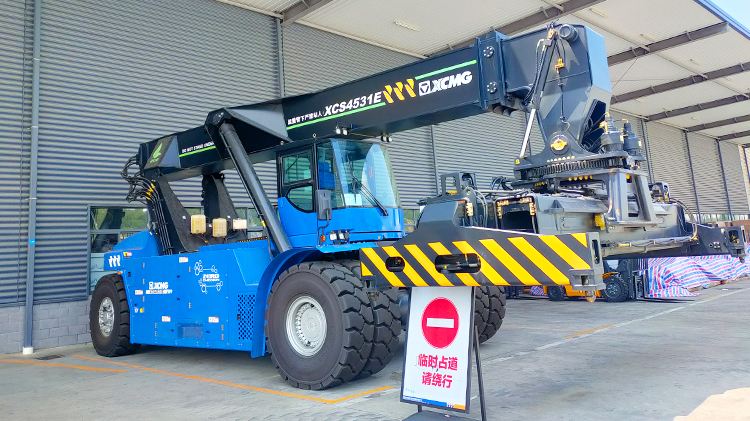 XCS4531E Container Reach Stacker for Sale Price in Nigeria