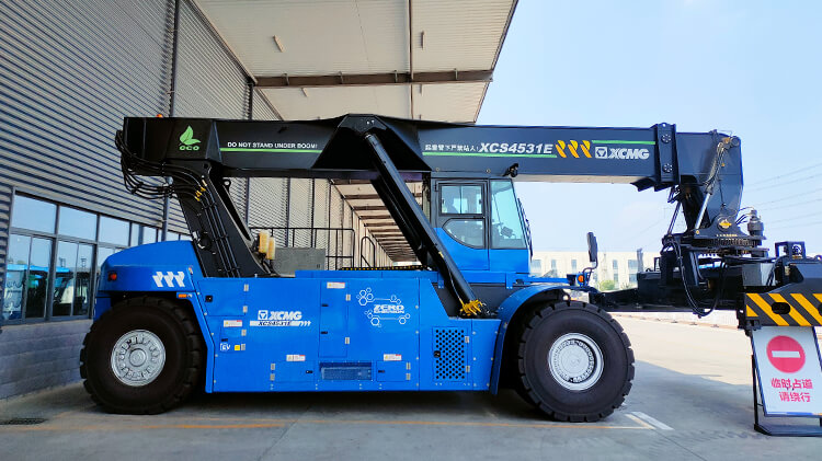 XCS4531E Container Reach Stacker for Sale Price in Nigeria