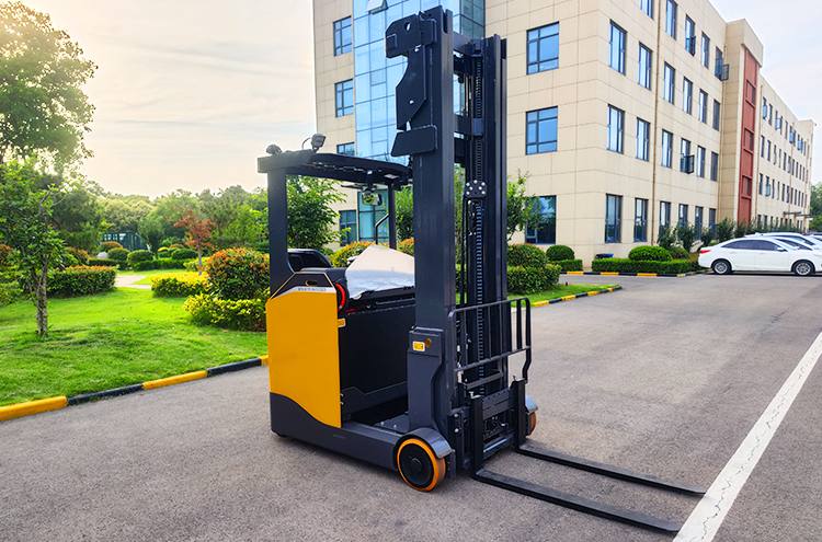 New Xcmg Reach Truck for Sale Price in Senegal