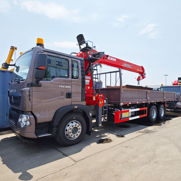 6x4 Sinotruk Howo Crane Truck