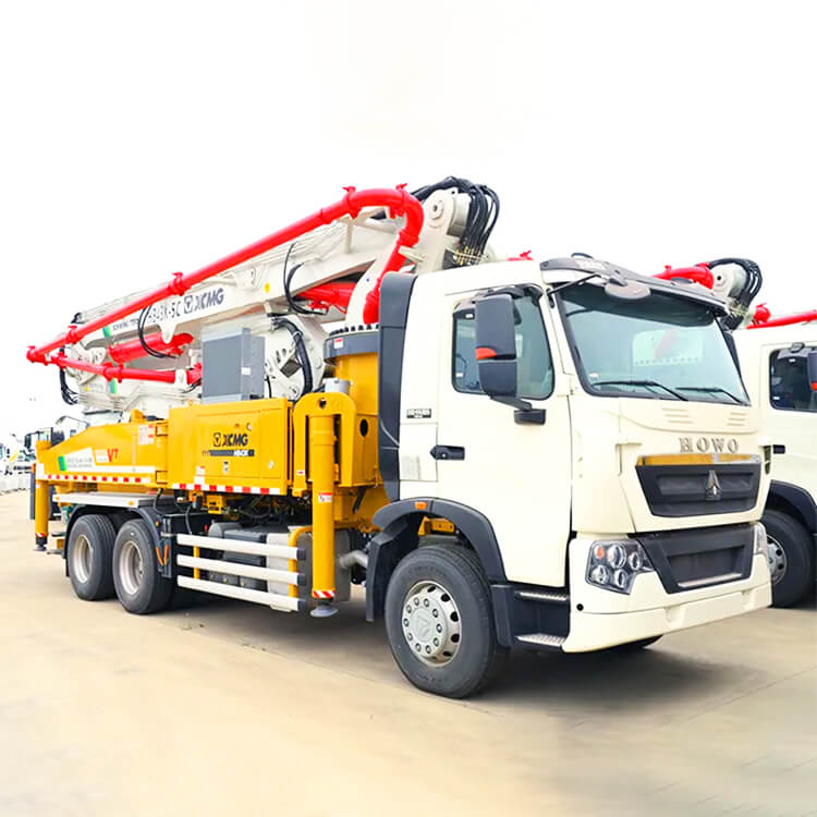 XCMG 43m Used Concrete Pumper Truck
