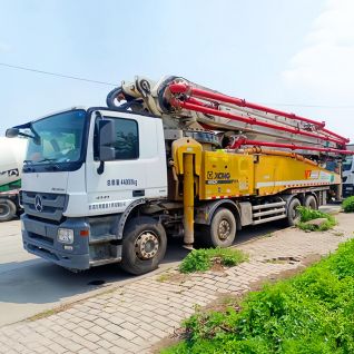 Xcmg 62m Used Concrete Pump Truck