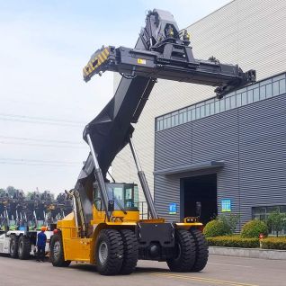 XCS4545K Reach Container Stacker